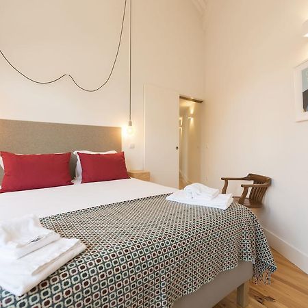 Lovelystay - Top Floor Balcony Apartment بورتو المظهر الخارجي الصورة