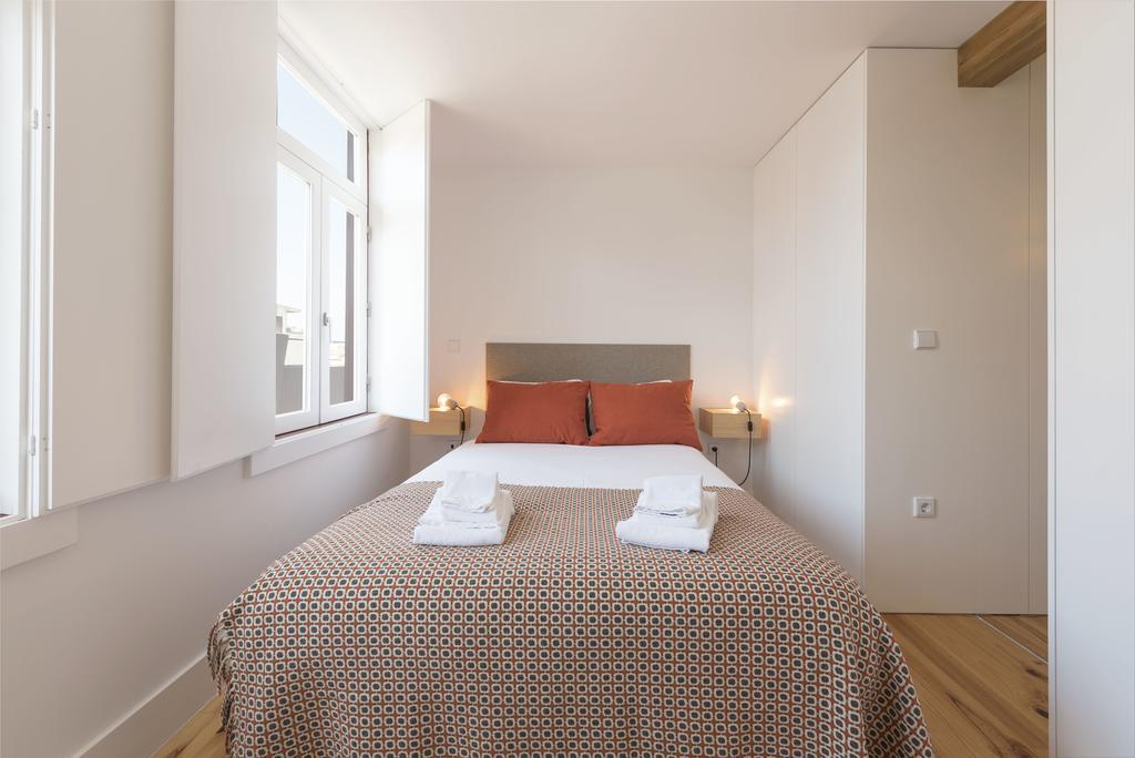 Lovelystay - Top Floor Balcony Apartment بورتو المظهر الخارجي الصورة