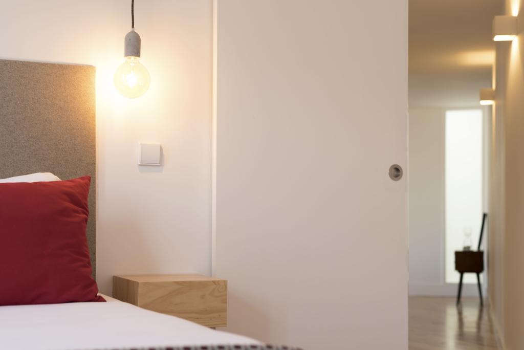 Lovelystay - Top Floor Balcony Apartment بورتو المظهر الخارجي الصورة