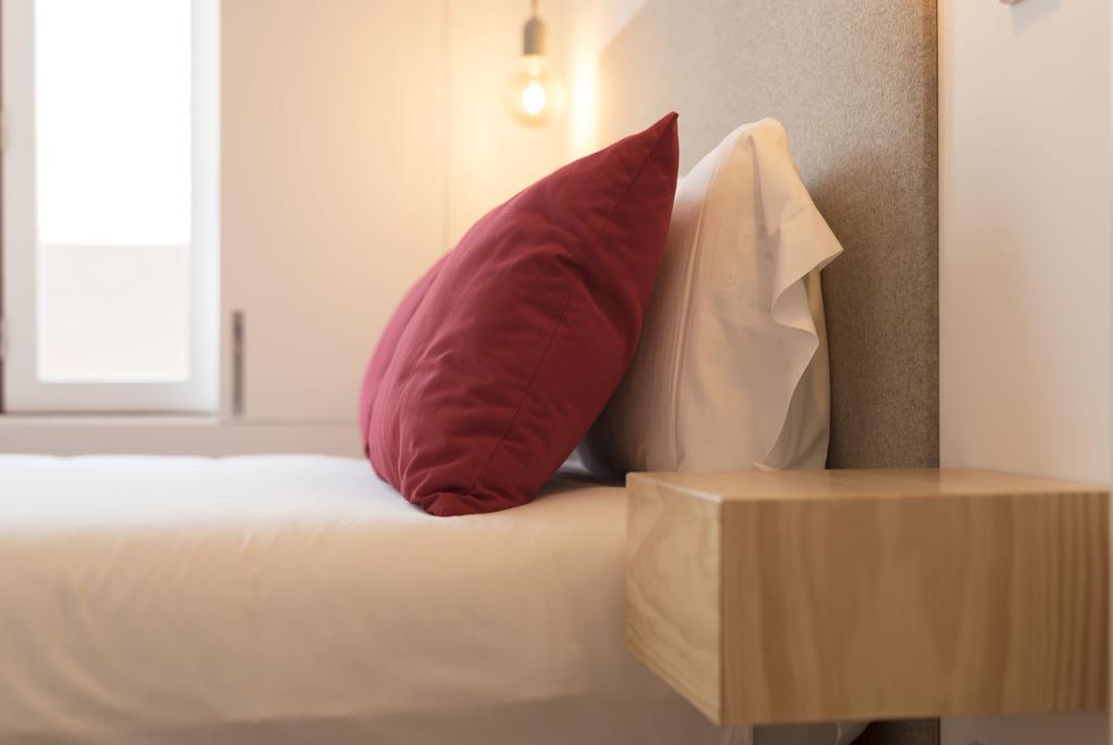 Lovelystay - Top Floor Balcony Apartment بورتو المظهر الخارجي الصورة
