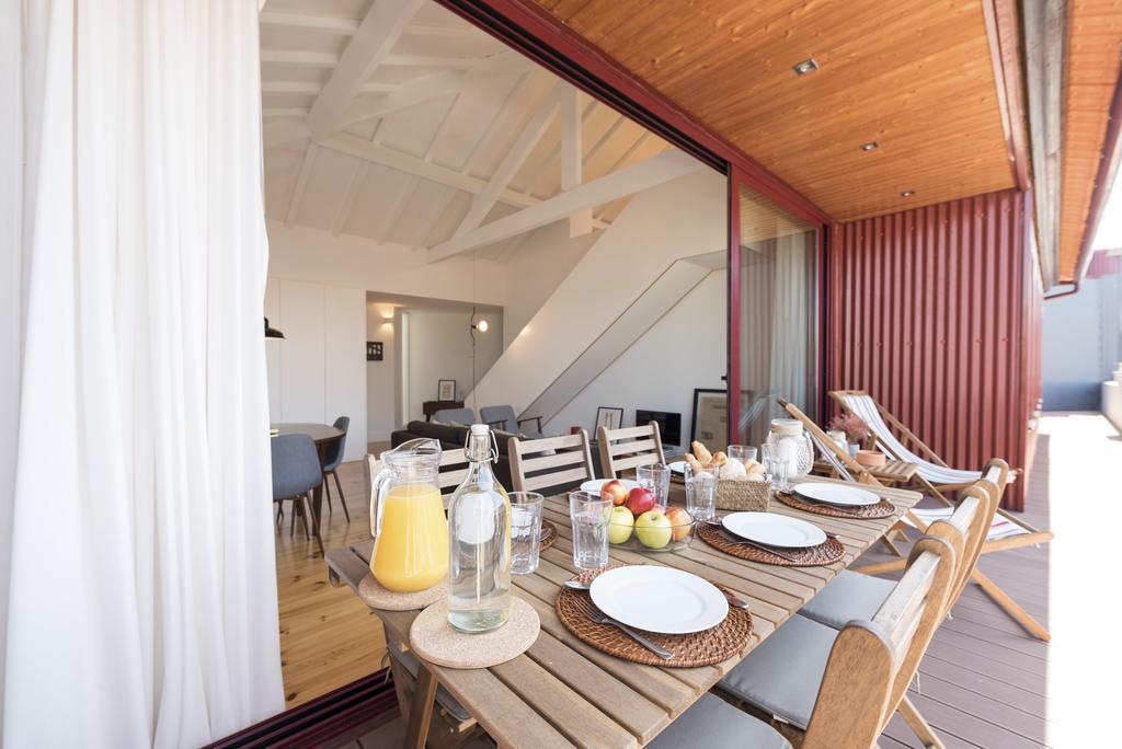 Lovelystay - Top Floor Balcony Apartment بورتو المظهر الخارجي الصورة